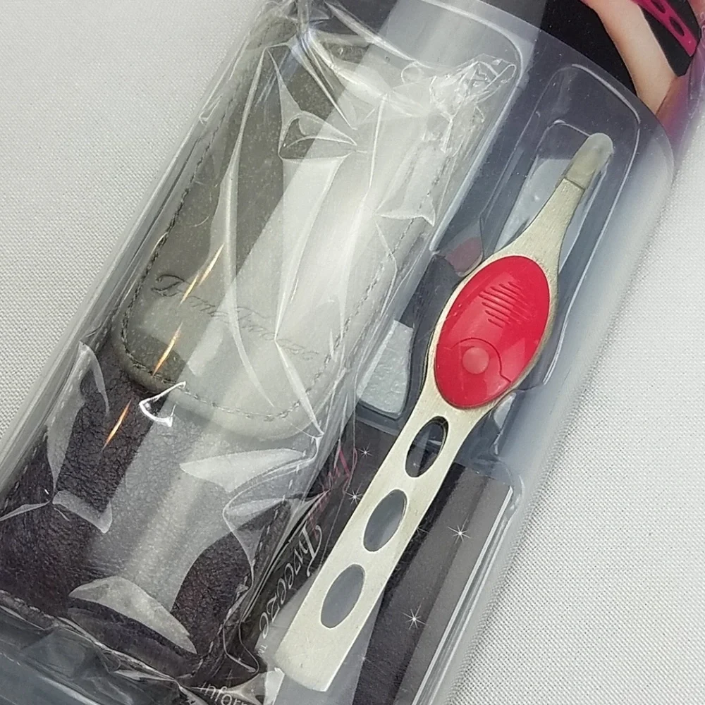 Trend‎ Tweeze slant tweezer w/light and case